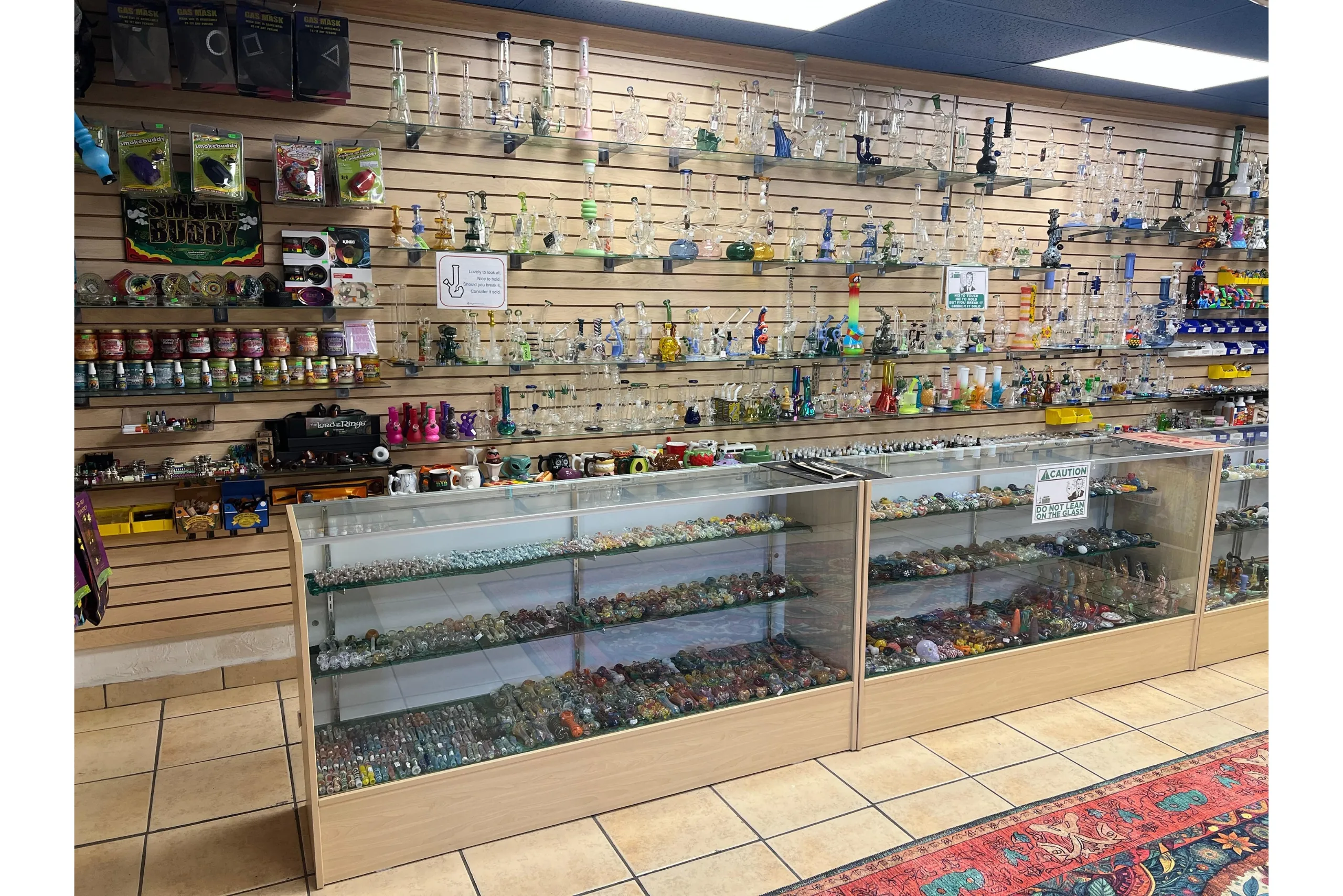 Glass water bongs, hand pipes, and bubblers at Canutillo Smoke Shop near me.