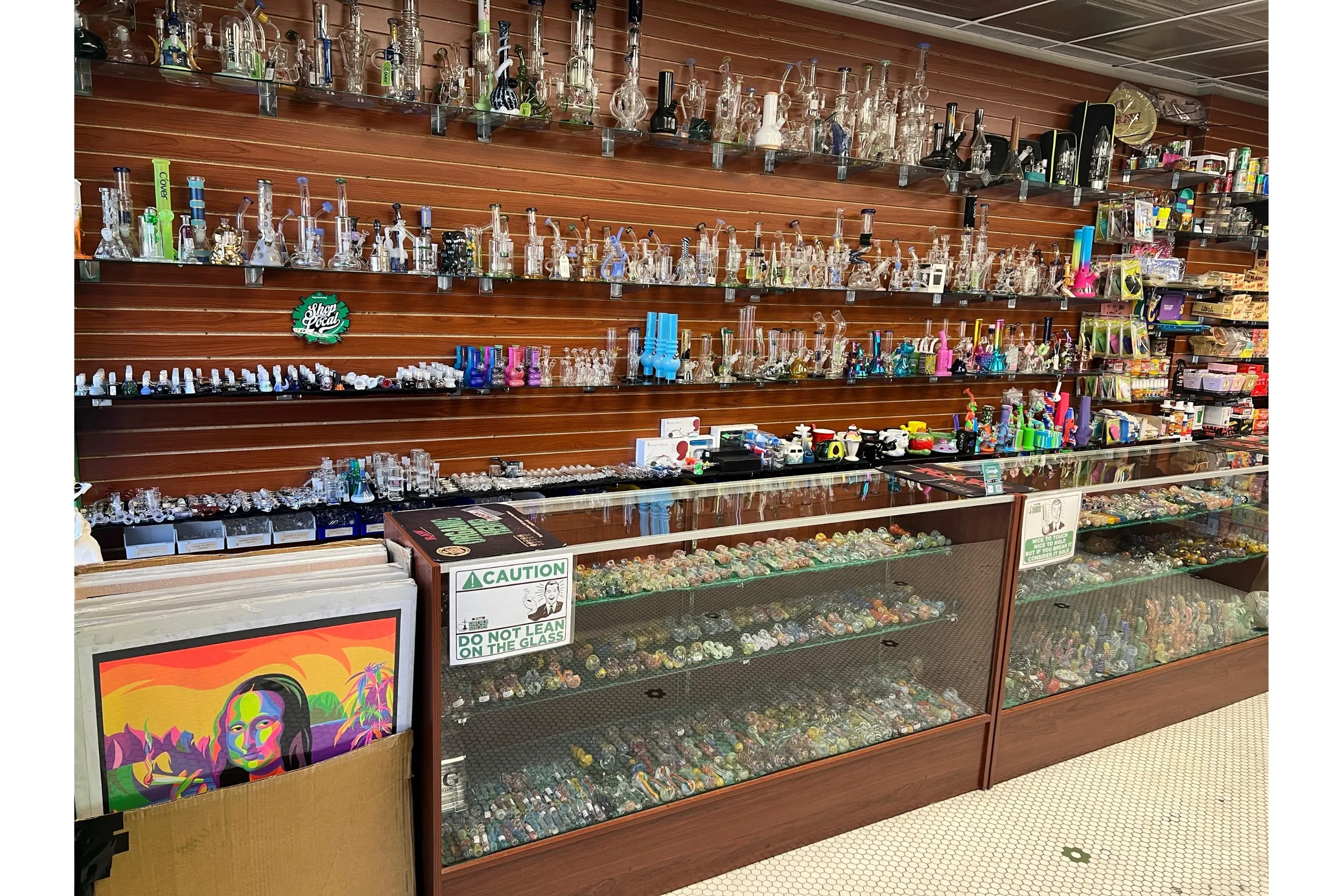 Glass bongs, hand pipes, bubblers, and silicone pipes available at Fort Smoke Shop near me.