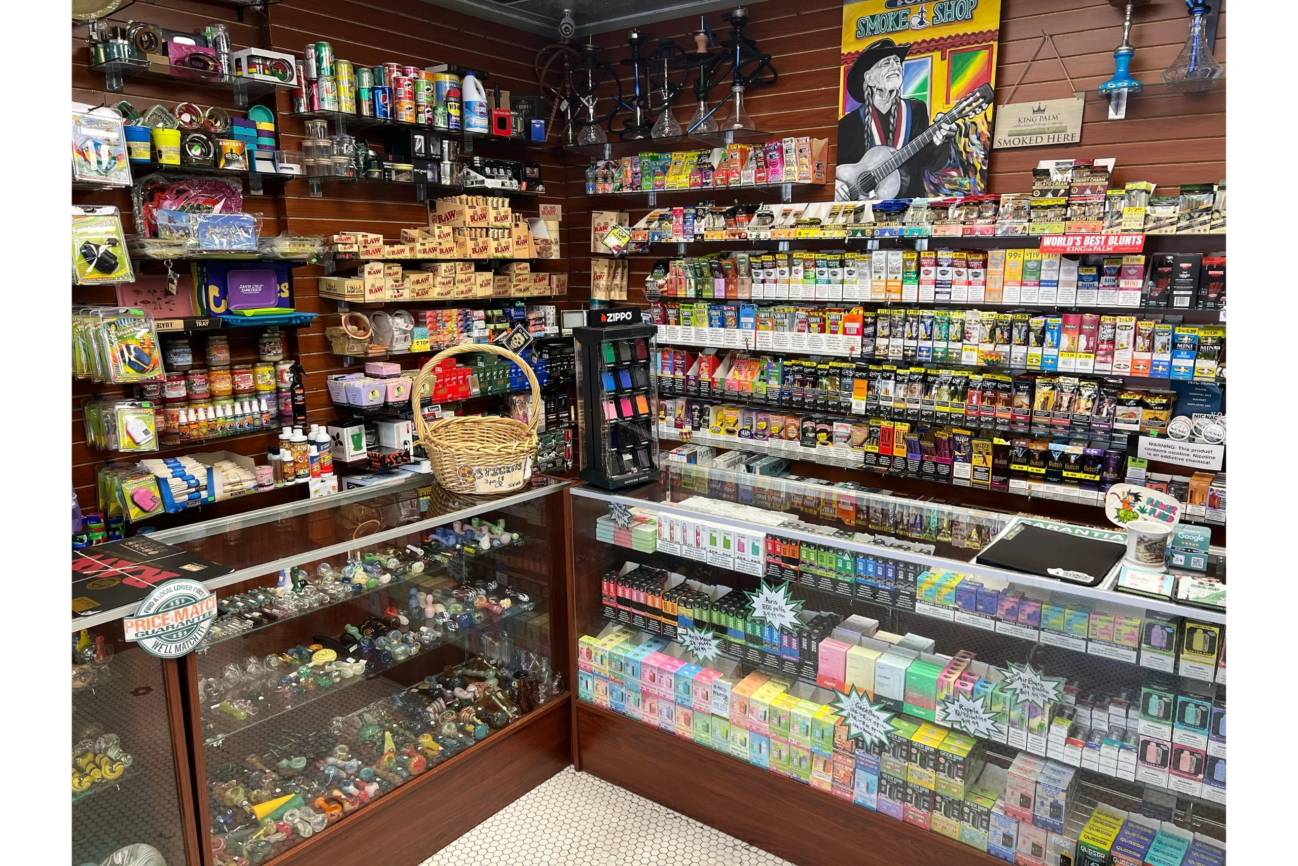 Handmade American pipes, rolling trays, cigarettes, and Geek Bar disposables at Fort Smoke Shop near me.