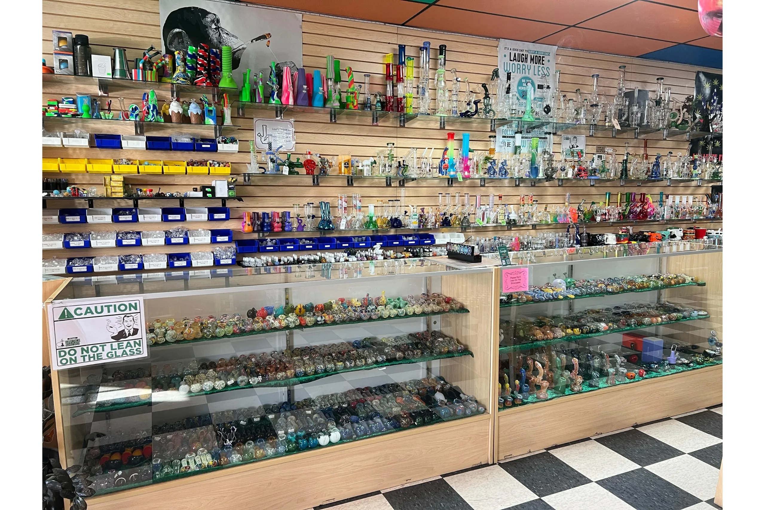 Glass hand pipes, bongs, bubblers, and rigs available at Montana Smoke Shop in El Paso.